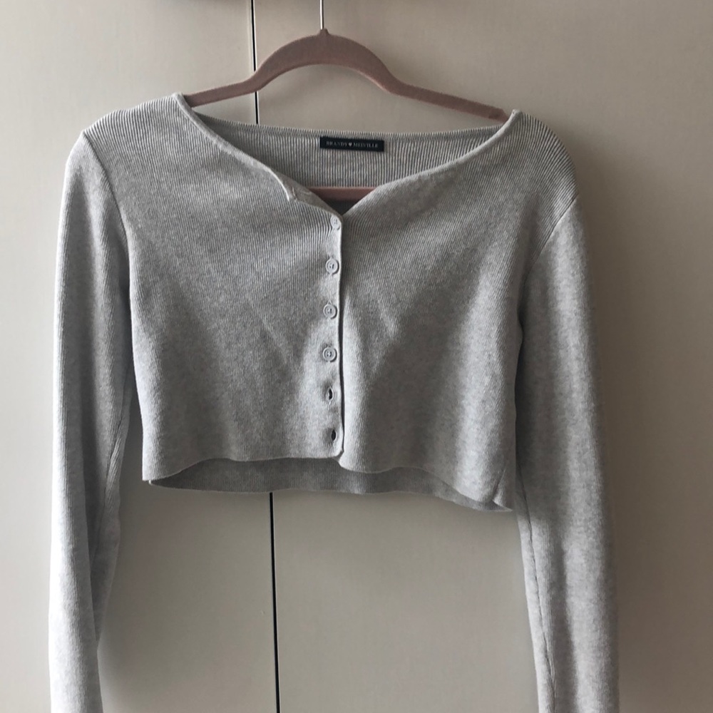 Brandy Melville cropped sweater